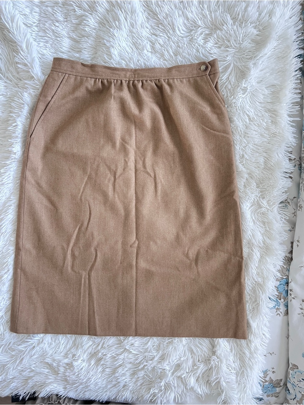 Evan Picone camel pencil skirt with side button